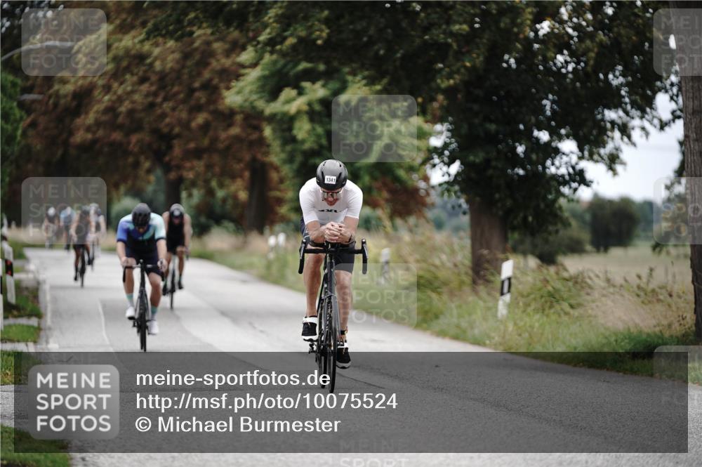 30.08.2026 - Elbe Triathlon Hamburg Michael Burmester http://msf.ph/oto/10075524 30.08.2026 11:05:57 Radfahren 518, 1154, 1271, 1341, 1457 meine-sportfotos.de