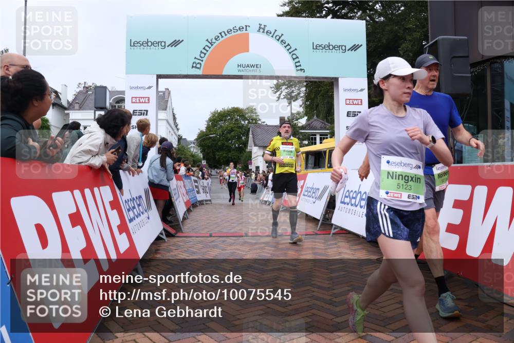 30.08.2026 - Blankeneser Heldenlauf Lena Gebhardt http://msf.ph/oto/10075545 30.08.2026 10:27:17 Ziel 5018, 5123, 5269, 5314, 5349, 5450, 5648 meine-sportfotos.de
