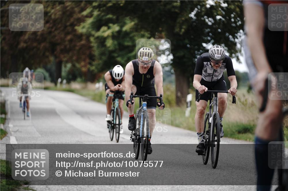 30.08.2026 - Elbe Triathlon Hamburg Michael Burmester http://msf.ph/oto/10075577 30.08.2026 11:06:39 Radfahren 759, 1255, 1302, 1358, 1405 meine-sportfotos.de