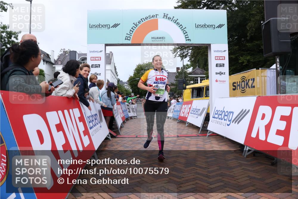 30.08.2026 - Blankeneser Heldenlauf Lena Gebhardt http://msf.ph/oto/10075579 30.08.2026 10:27:22 Ziel 5018, 5123, 5269, 5314, 5349, 5450, 5607, 5648, 5845 meine-sportfotos.de