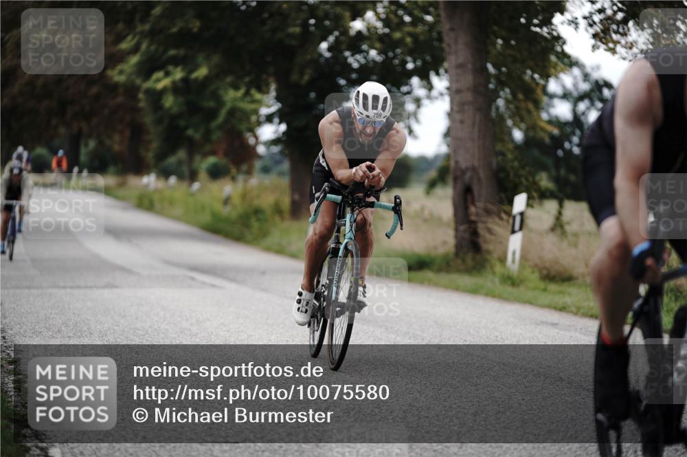 30.08.2026 - Elbe Triathlon Hamburg Michael Burmester http://msf.ph/oto/10075580 30.08.2026 11:06:40 Radfahren 759, 1255, 1302, 1358, 1405 meine-sportfotos.de