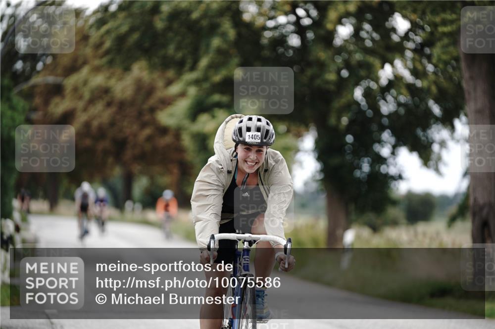 30.08.2026 - Elbe Triathlon Hamburg Michael Burmester http://msf.ph/oto/10075586 30.08.2026 11:06:43 Radfahren 1146, 1209, 1405 meine-sportfotos.de