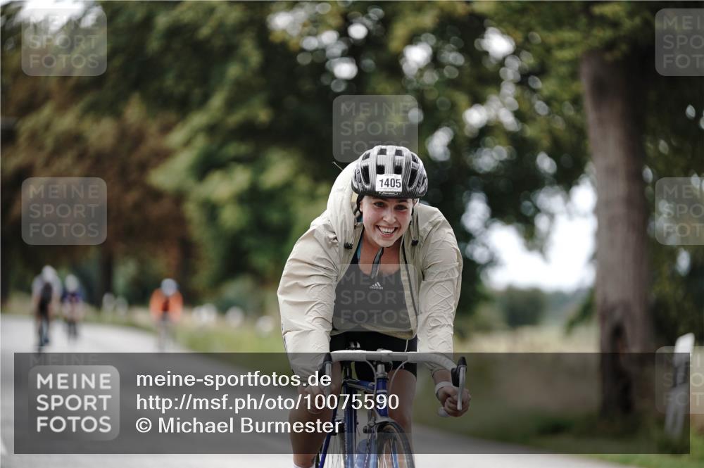 30.08.2026 - Elbe Triathlon Hamburg Michael Burmester http://msf.ph/oto/10075590 30.08.2026 11:06:43 Radfahren 1146, 1209, 1405 meine-sportfotos.de