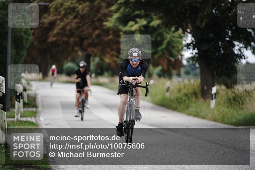 30.08.2026 - Elbe Triathlon Hamburg Michael Burmester http://msf.ph/oto/10075606 30.08.2026 11:06:56 Radfahren 1264, 1298, 1374 meine-sportfotos.de