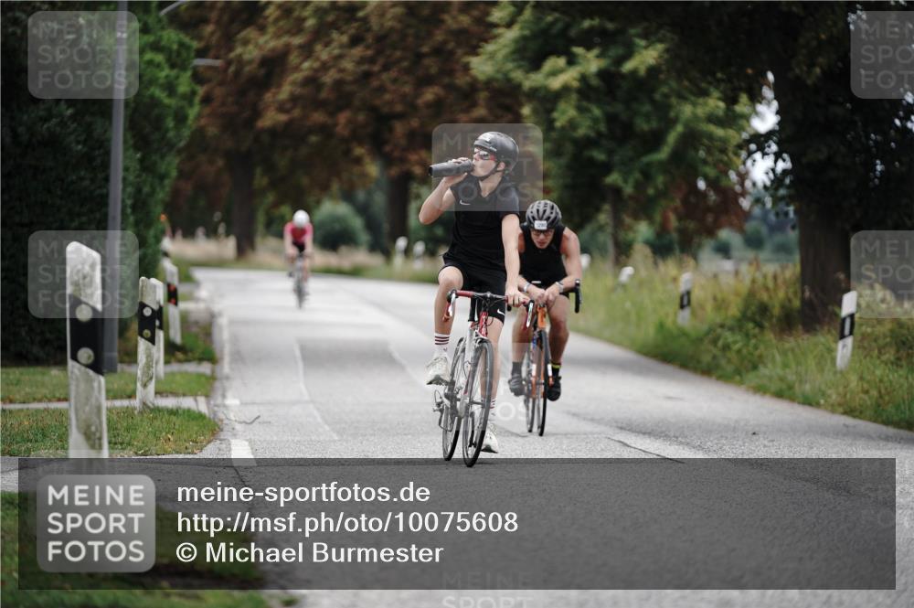30.08.2026 - Elbe Triathlon Hamburg Michael Burmester http://msf.ph/oto/10075608 30.08.2026 11:06:57 Radfahren 1264, 1298, 1374, 1420 meine-sportfotos.de