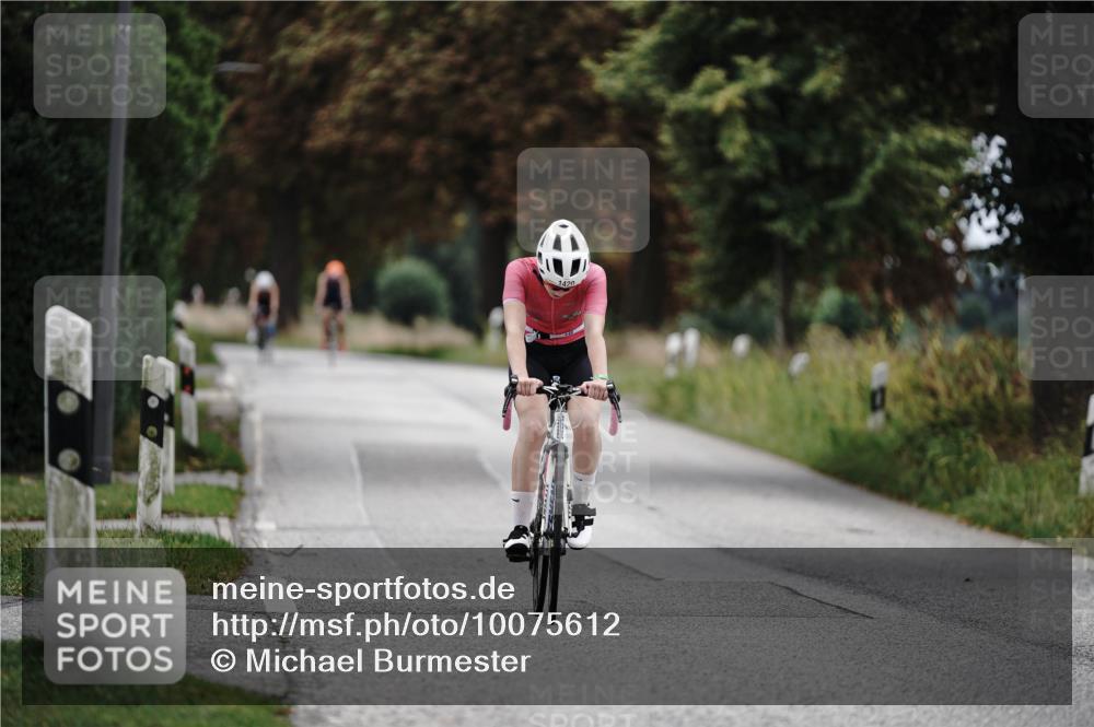 30.08.2026 - Elbe Triathlon Hamburg Michael Burmester http://msf.ph/oto/10075612 30.08.2026 11:07:03 Radfahren 1420 meine-sportfotos.de