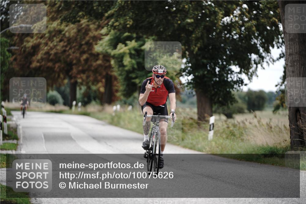 30.08.2026 - Elbe Triathlon Hamburg Michael Burmester http://msf.ph/oto/10075626 30.08.2026 11:07:17 Radfahren 1268, 1272, 1365, 1414 meine-sportfotos.de
