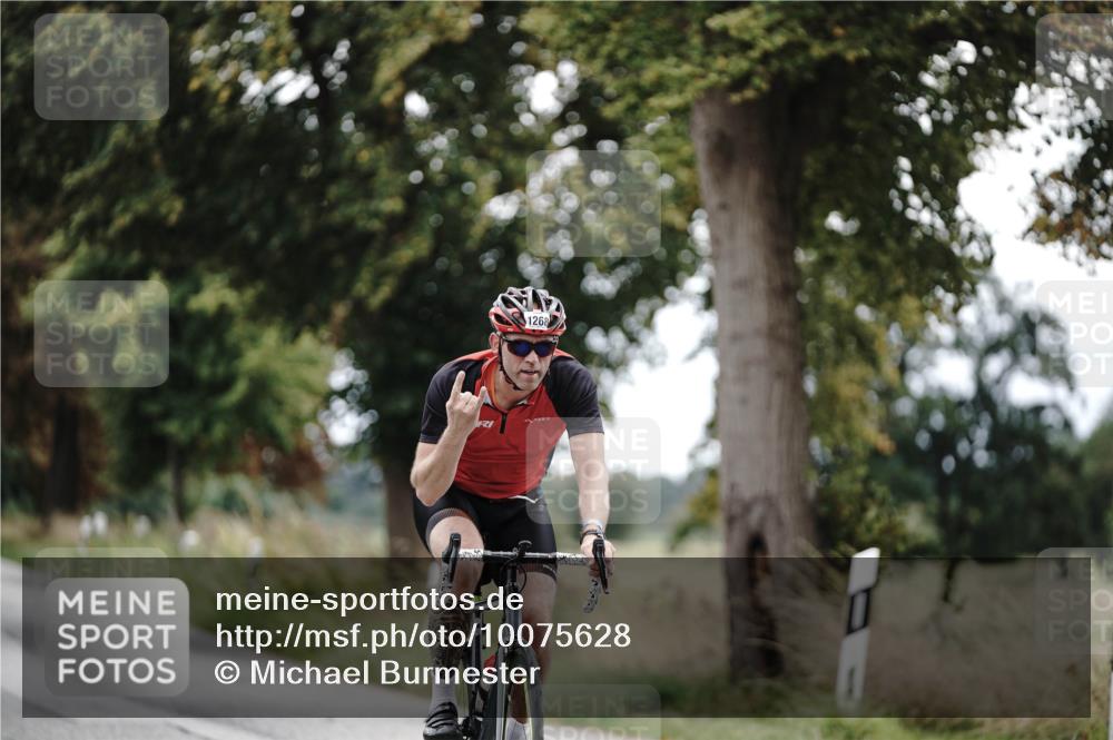 30.08.2026 - Elbe Triathlon Hamburg Michael Burmester http://msf.ph/oto/10075628 30.08.2026 11:07:17 Radfahren 1268, 1272, 1365, 1414 meine-sportfotos.de