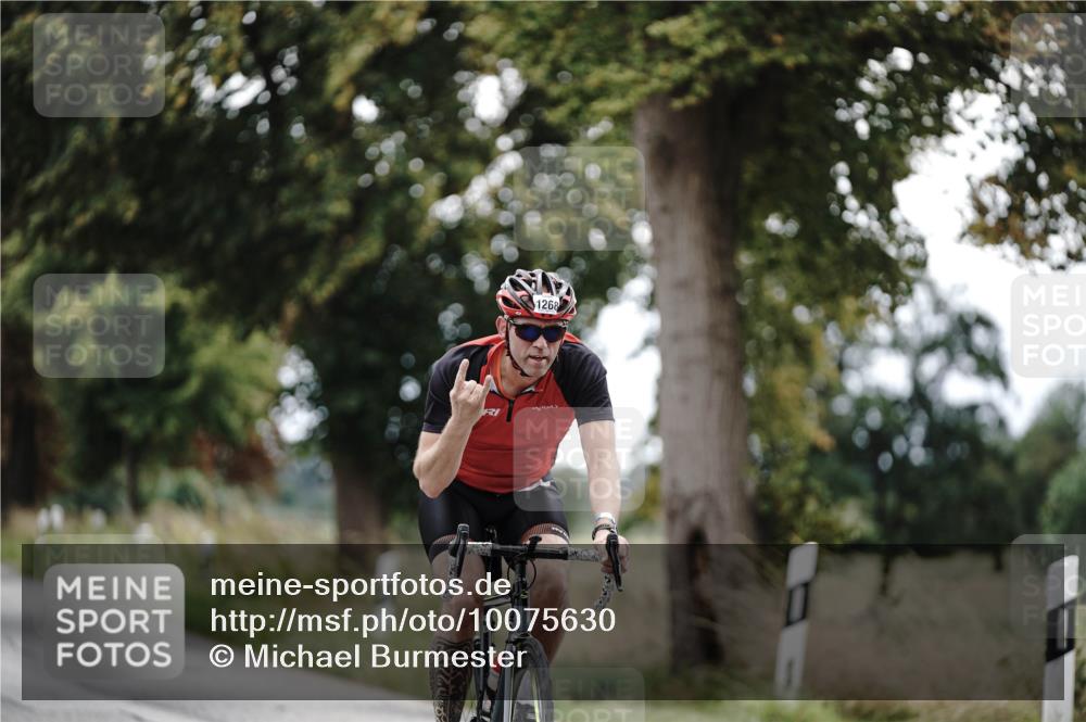 30.08.2026 - Elbe Triathlon Hamburg Michael Burmester http://msf.ph/oto/10075630 30.08.2026 11:07:18 Radfahren 1268, 1272, 1414 meine-sportfotos.de