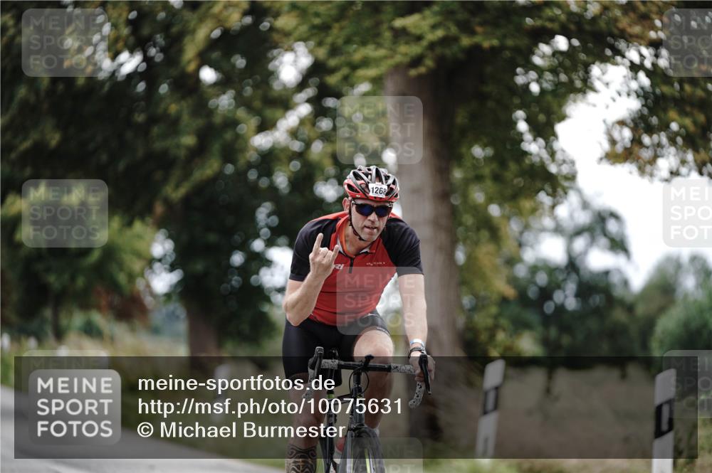 30.08.2026 - Elbe Triathlon Hamburg Michael Burmester http://msf.ph/oto/10075631 30.08.2026 11:07:18 Radfahren 1268, 1272, 1414 meine-sportfotos.de