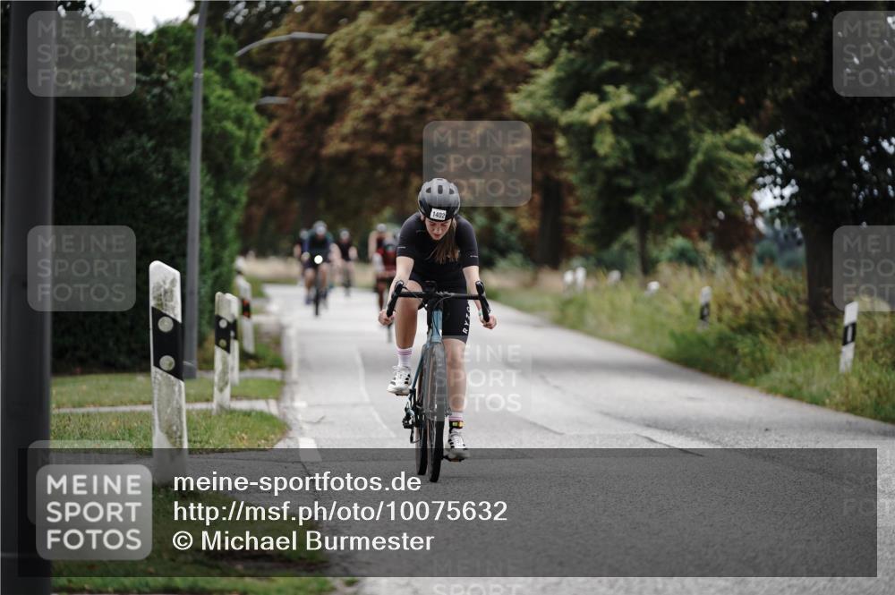 30.08.2026 - Elbe Triathlon Hamburg Michael Burmester http://msf.ph/oto/10075632 30.08.2026 11:07:26 Radfahren 1242, 1273, 1402 meine-sportfotos.de