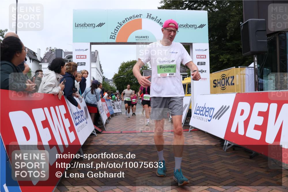 30.08.2026 - Blankeneser Heldenlauf Lena Gebhardt http://msf.ph/oto/10075633 30.08.2026 10:27:29 Ziel 5104, 5314, 5368, 5607, 5724, 5763, 5845, 5896 meine-sportfotos.de