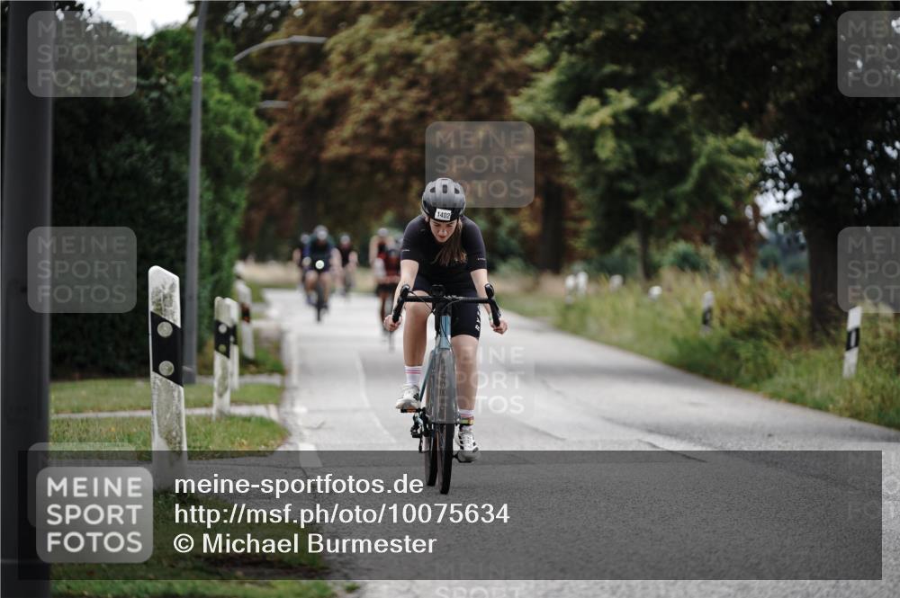30.08.2026 - Elbe Triathlon Hamburg Michael Burmester http://msf.ph/oto/10075634 30.08.2026 11:07:26 Radfahren 1242, 1273, 1402 meine-sportfotos.de