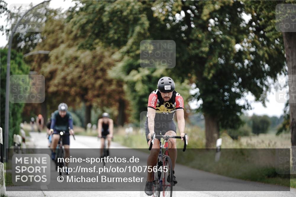 30.08.2026 - Elbe Triathlon Hamburg Michael Burmester http://msf.ph/oto/10075645 30.08.2026 11:07:32 Radfahren 925, 1142, 1242, 1273, 1372, 1397 meine-sportfotos.de