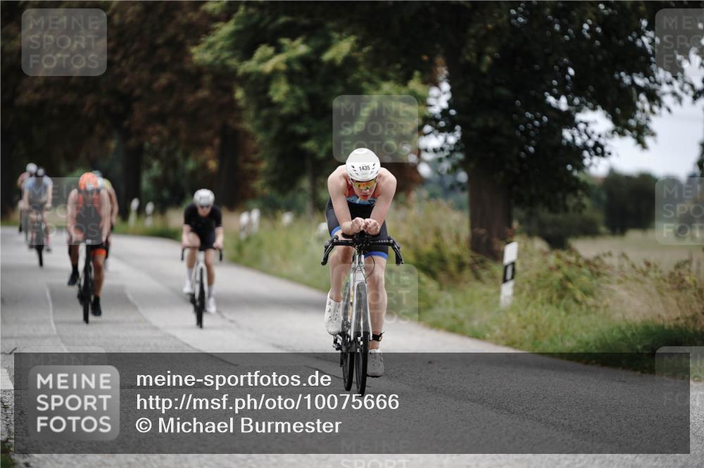 30.08.2026 - Elbe Triathlon Hamburg Michael Burmester http://msf.ph/oto/10075666 30.08.2026 11:07:42 Radfahren 925, 985, 1300, 1364, 1386, 1435, 1438, 1578 meine-sportfotos.de
