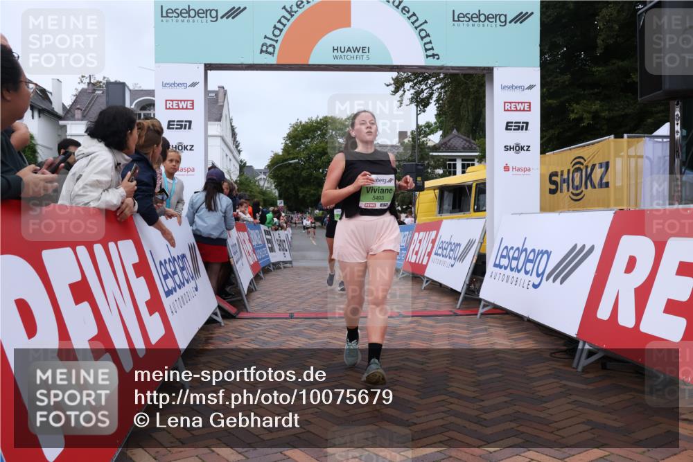 30.08.2026 - Blankeneser Heldenlauf Lena Gebhardt http://msf.ph/oto/10075679 30.08.2026 10:27:40 Ziel 5493, 5555, 5763, 5896 meine-sportfotos.de