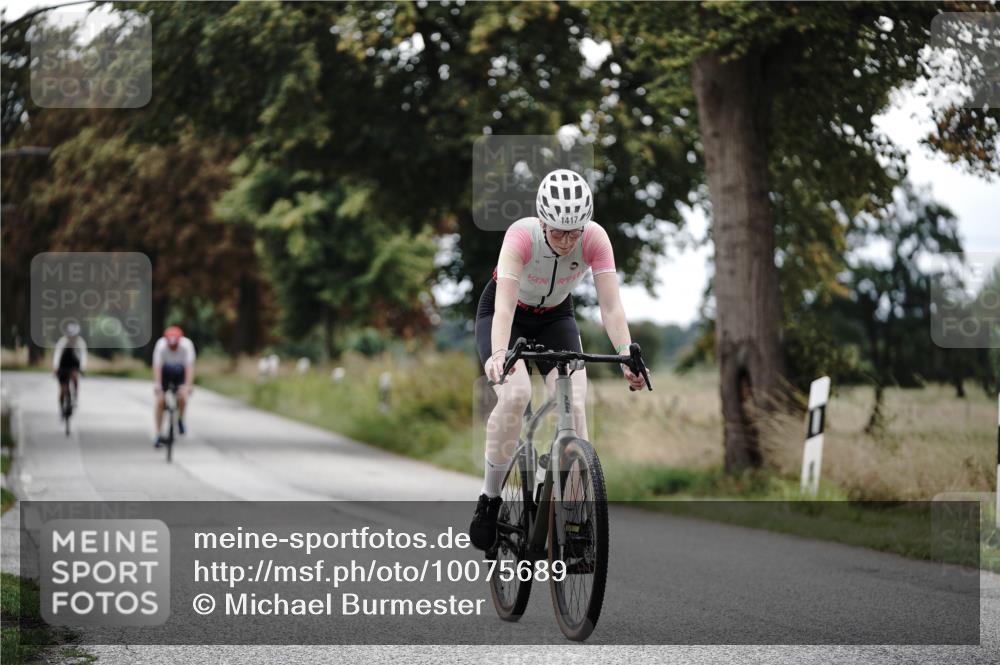 30.08.2026 - Elbe Triathlon Hamburg Michael Burmester http://msf.ph/oto/10075689 30.08.2026 11:07:52 Radfahren 907, 1287, 1325, 1354, 1386, 1417 meine-sportfotos.de