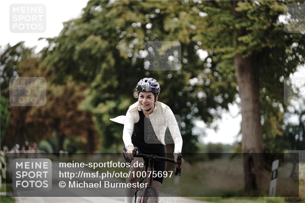 30.08.2026 - Elbe Triathlon Hamburg Michael Burmester http://msf.ph/oto/10075697 30.08.2026 11:07:58 Radfahren 907, 1287, 1325 meine-sportfotos.de