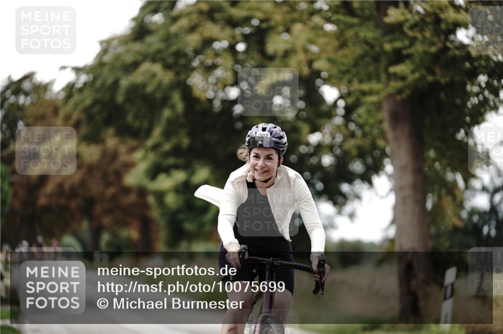 30.08.2026 - Elbe Triathlon Hamburg Michael Burmester http://msf.ph/oto/10075699 30.08.2026 11:07:58 Radfahren 907, 1287, 1325 meine-sportfotos.de
