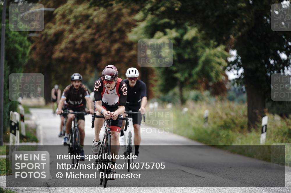 30.08.2026 - Elbe Triathlon Hamburg Michael Burmester http://msf.ph/oto/10075705 30.08.2026 11:08:07 Radfahren 1135, 1278, 1335, 1398, 1399, 1410, 1432 meine-sportfotos.de