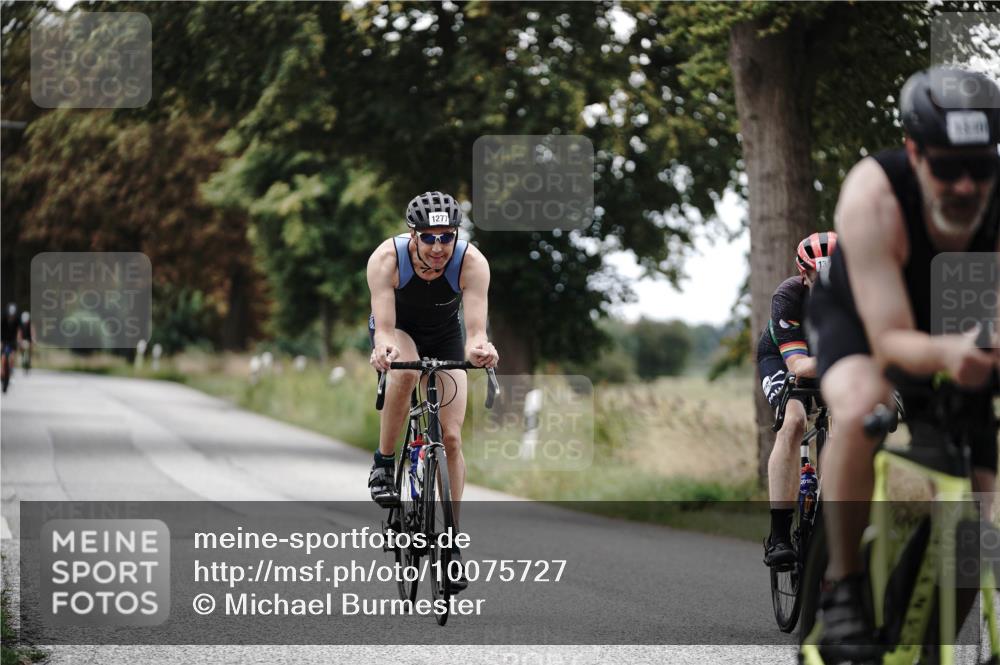 30.08.2026 - Elbe Triathlon Hamburg Michael Burmester http://msf.ph/oto/10075727 30.08.2026 11:08:17 Radfahren 1277, 1310, 1311, 1398 meine-sportfotos.de