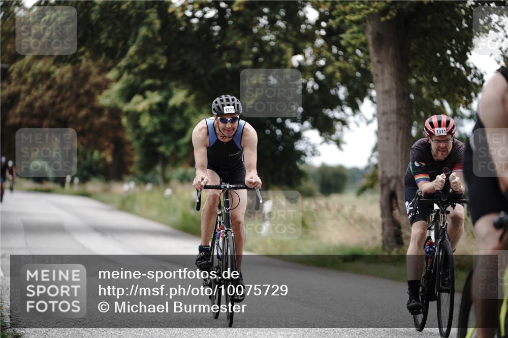 30.08.2026 - Elbe Triathlon Hamburg Michael Burmester http://msf.ph/oto/10075729 30.08.2026 11:08:17 Radfahren 1277, 1310, 1311, 1398 meine-sportfotos.de