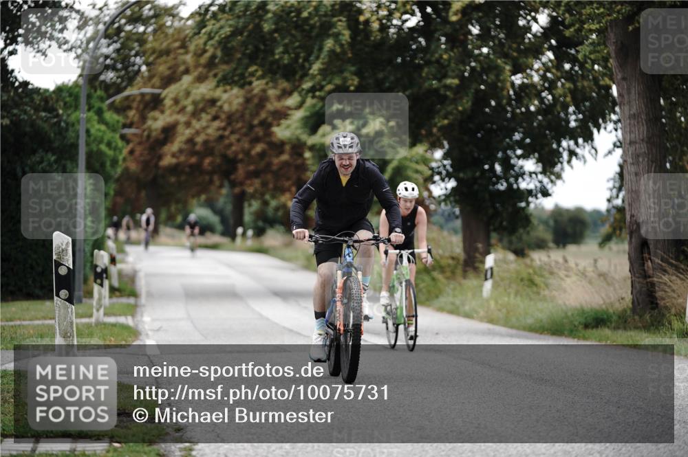 30.08.2026 - Elbe Triathlon Hamburg Michael Burmester http://msf.ph/oto/10075731 30.08.2026 11:08:26 Radfahren 1087, 1489 meine-sportfotos.de