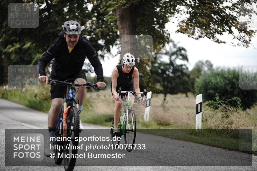 30.08.2026 - Elbe Triathlon Hamburg Michael Burmester http://msf.ph/oto/10075733 30.08.2026 11:08:27 Radfahren 1087, 1245, 1489 meine-sportfotos.de