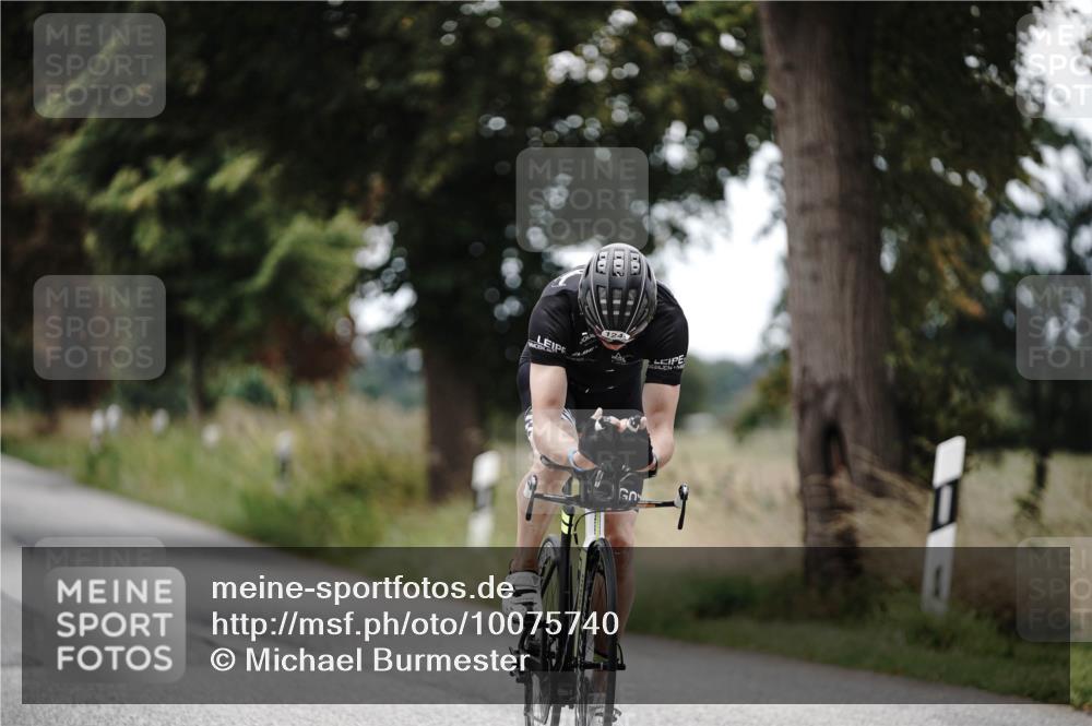 30.08.2026 - Elbe Triathlon Hamburg Michael Burmester http://msf.ph/oto/10075740 30.08.2026 11:08:34 Radfahren 1245, 1258, 1516 meine-sportfotos.de