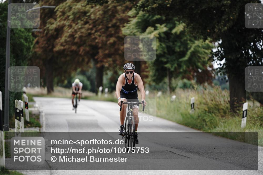 30.08.2026 - Elbe Triathlon Hamburg Michael Burmester http://msf.ph/oto/10075753 30.08.2026 11:08:51 Radfahren 1247, 1355 meine-sportfotos.de