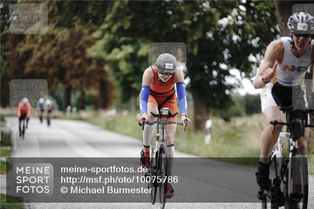 30.08.2026 - Elbe Triathlon Hamburg Michael Burmester http://msf.ph/oto/10075786 30.08.2026 11:09:23 Radfahren 982, 1299, 1422, 1441, 1446 meine-sportfotos.de