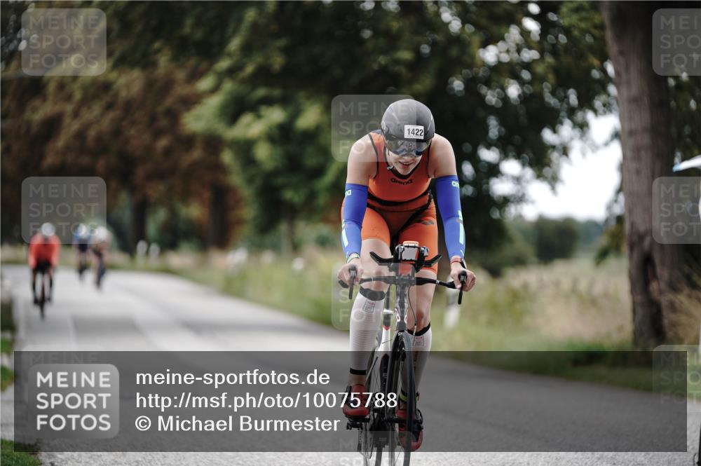 30.08.2026 - Elbe Triathlon Hamburg Michael Burmester http://msf.ph/oto/10075788 30.08.2026 11:09:23 Radfahren 982, 1299, 1422, 1441, 1446 meine-sportfotos.de