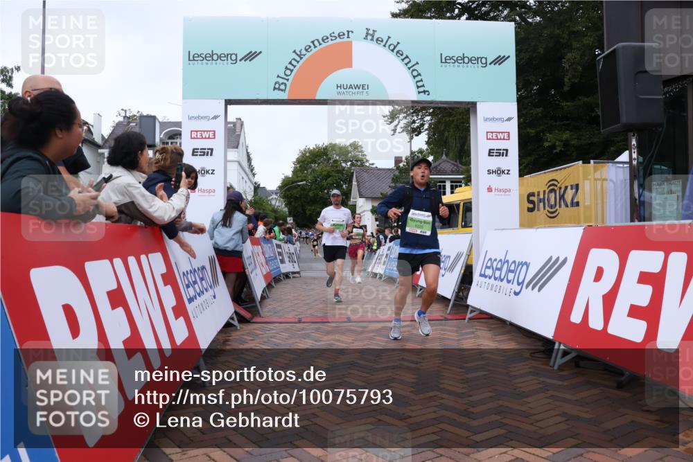 30.08.2026 - Blankeneser Heldenlauf Lena Gebhardt http://msf.ph/oto/10075793 30.08.2026 10:28:11 Ziel 5040, 5225, 5255, 5585, 5798, 5856 meine-sportfotos.de