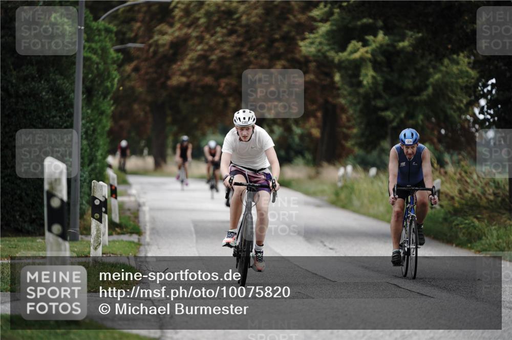 30.08.2026 - Elbe Triathlon Hamburg Michael Burmester http://msf.ph/oto/10075820 30.08.2026 11:09:50 Radfahren 1257, 1265, 1338, 1345, 1382 meine-sportfotos.de