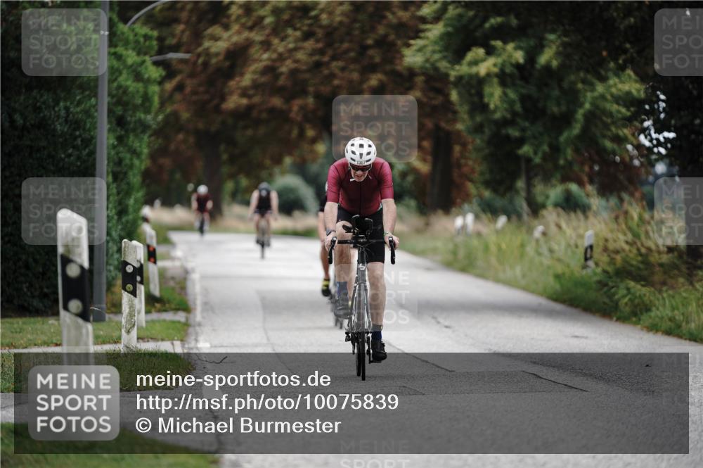 30.08.2026 - Elbe Triathlon Hamburg Michael Burmester http://msf.ph/oto/10075839 30.08.2026 11:10:02 Radfahren 1296, 1324, 1357, 1458 meine-sportfotos.de