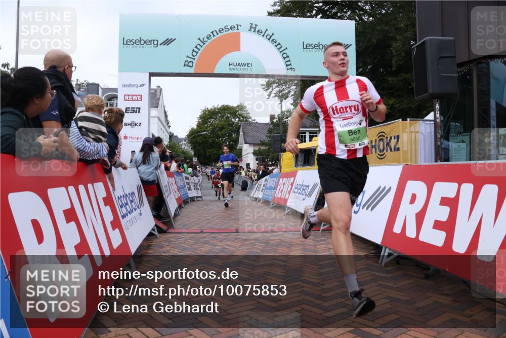 30.08.2026 - Blankeneser Heldenlauf Lena Gebhardt http://msf.ph/oto/10075853 30.08.2026 10:28:21 Ziel 5537, 5650, 5727, 5728, 5851, 5855 meine-sportfotos.de