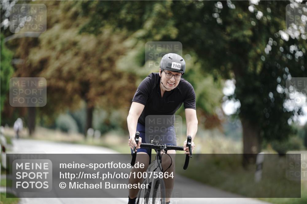 30.08.2026 - Elbe Triathlon Hamburg Michael Burmester http://msf.ph/oto/10075864 30.08.2026 11:10:22 Radfahren 1145, 1239 meine-sportfotos.de