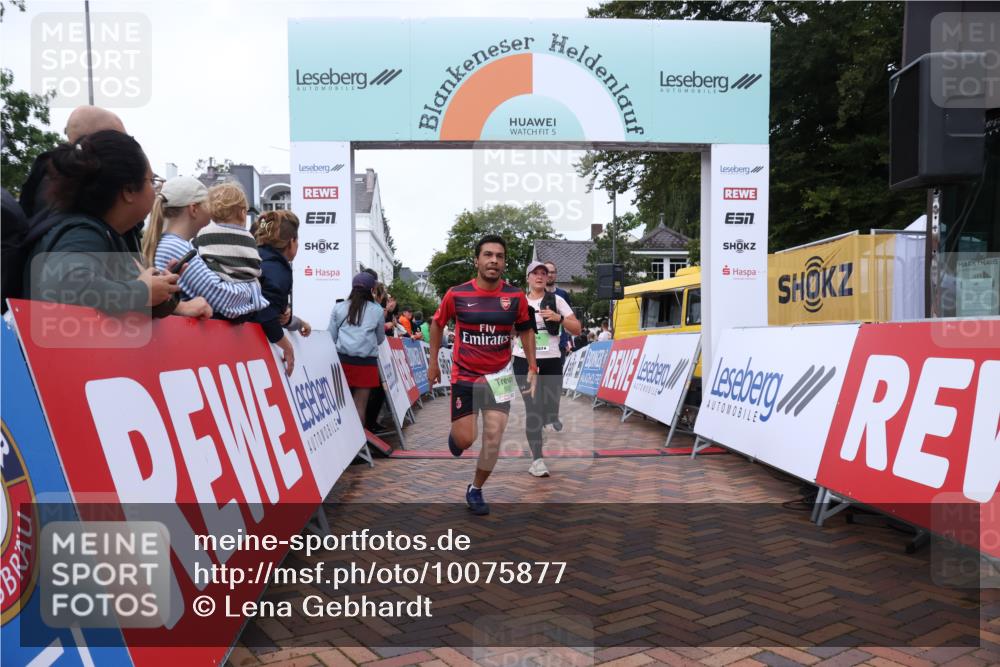 30.08.2026 - Blankeneser Heldenlauf Lena Gebhardt http://msf.ph/oto/10075877 30.08.2026 10:28:25 Ziel 5478, 5537, 5650, 5727, 5728, 5805, 5806, 5807, 5851, 5855 meine-sportfotos.de
