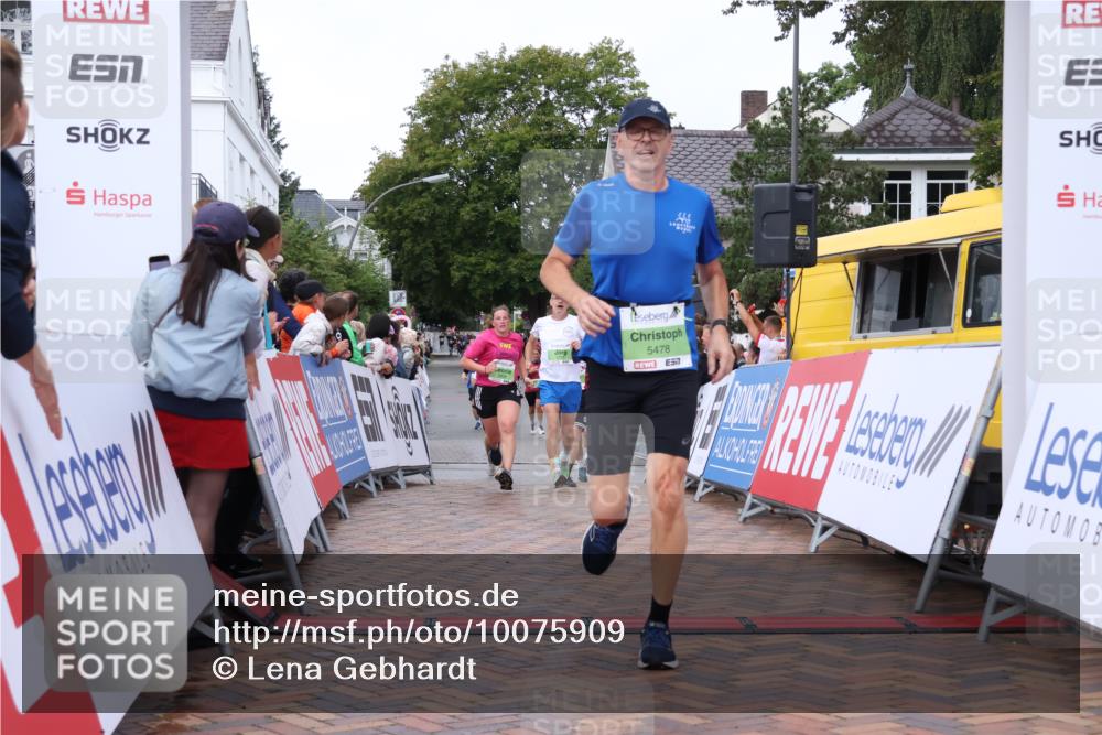 30.08.2026 - Blankeneser Heldenlauf Lena Gebhardt http://msf.ph/oto/10075909 30.08.2026 10:28:29 Ziel 5478, 5537, 5663, 5713, 5805, 5806, 5807, 5808, 5850, 5851, 5855 meine-sportfotos.de