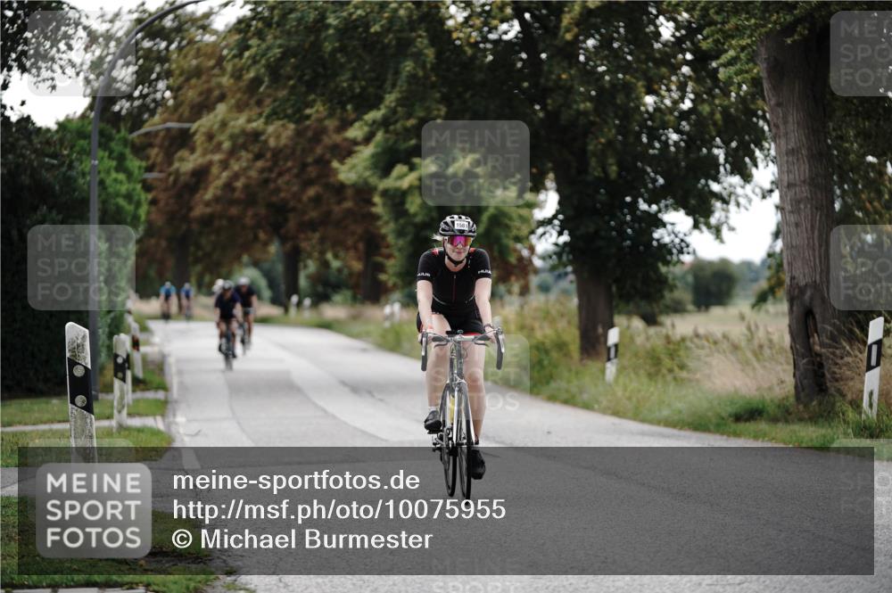 30.08.2026 - Elbe Triathlon Hamburg Michael Burmester http://msf.ph/oto/10075955 30.08.2026 11:12:24 Radfahren 1288, 1549, 1581 meine-sportfotos.de