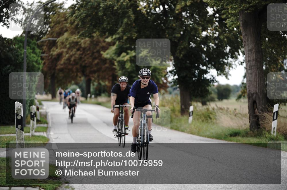30.08.2026 - Elbe Triathlon Hamburg Michael Burmester http://msf.ph/oto/10075959 30.08.2026 11:12:29 Radfahren 1252, 1288, 1467, 1479, 1549 meine-sportfotos.de