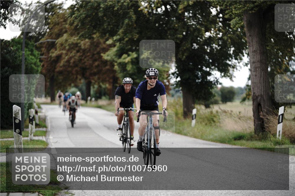 30.08.2026 - Elbe Triathlon Hamburg Michael Burmester http://msf.ph/oto/10075960 30.08.2026 11:12:29 Radfahren 1252, 1288, 1467, 1479, 1549 meine-sportfotos.de