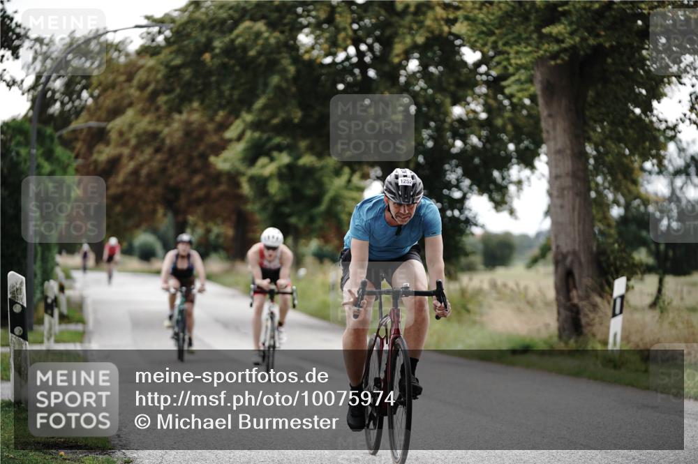 30.08.2026 - Elbe Triathlon Hamburg Michael Burmester http://msf.ph/oto/10075974 30.08.2026 11:12:36 Radfahren 1252, 1444, 1467, 1479, 1496 meine-sportfotos.de