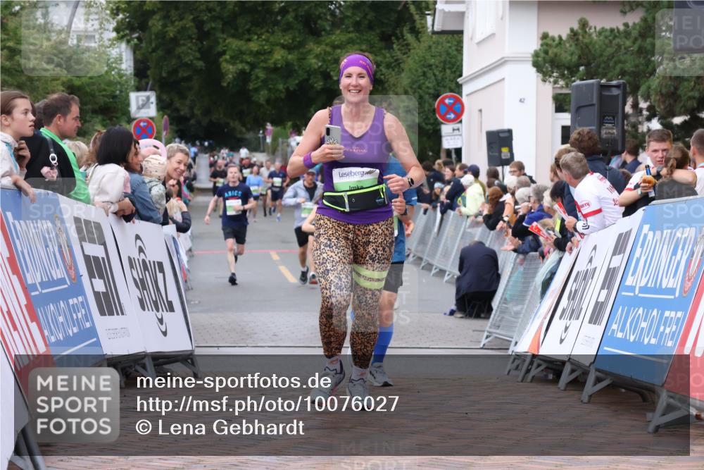 30.08.2026 - Blankeneser Heldenlauf Lena Gebhardt http://msf.ph/oto/10076027 30.08.2026 10:28:57 Ziel 5120, 5847 meine-sportfotos.de
