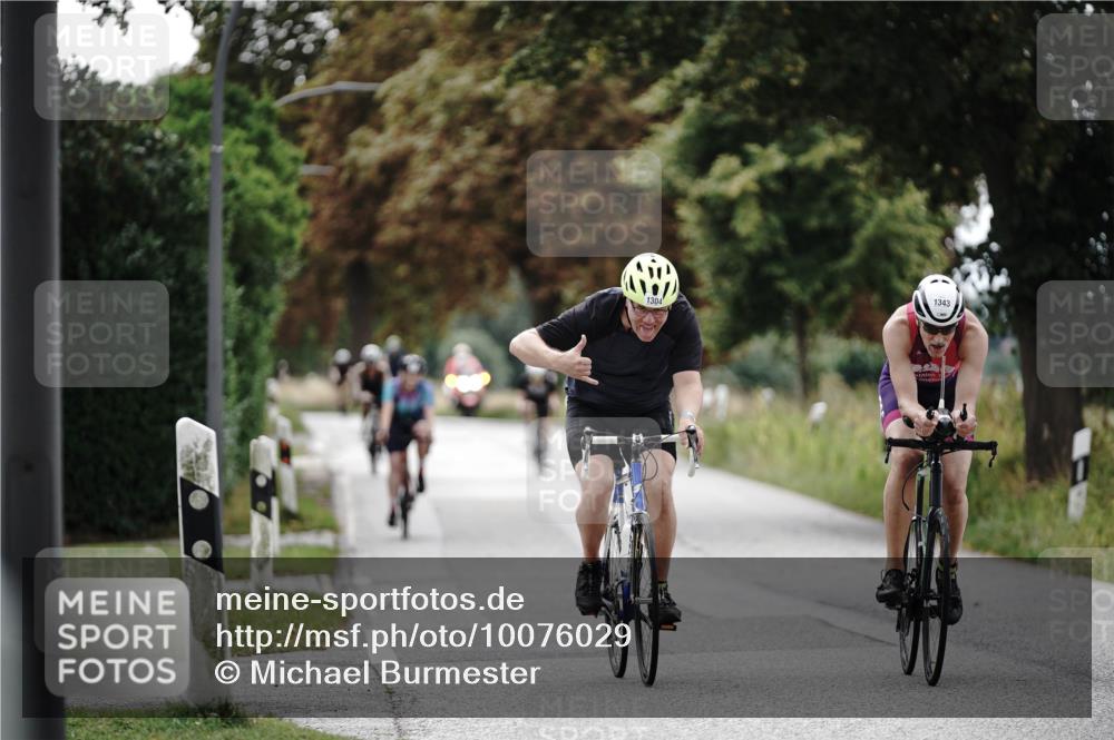 30.08.2026 - Elbe Triathlon Hamburg Michael Burmester http://msf.ph/oto/10076029 30.08.2026 11:13:26 Radfahren 1304, 1343, 1513, 1529, 1575, 1583 meine-sportfotos.de