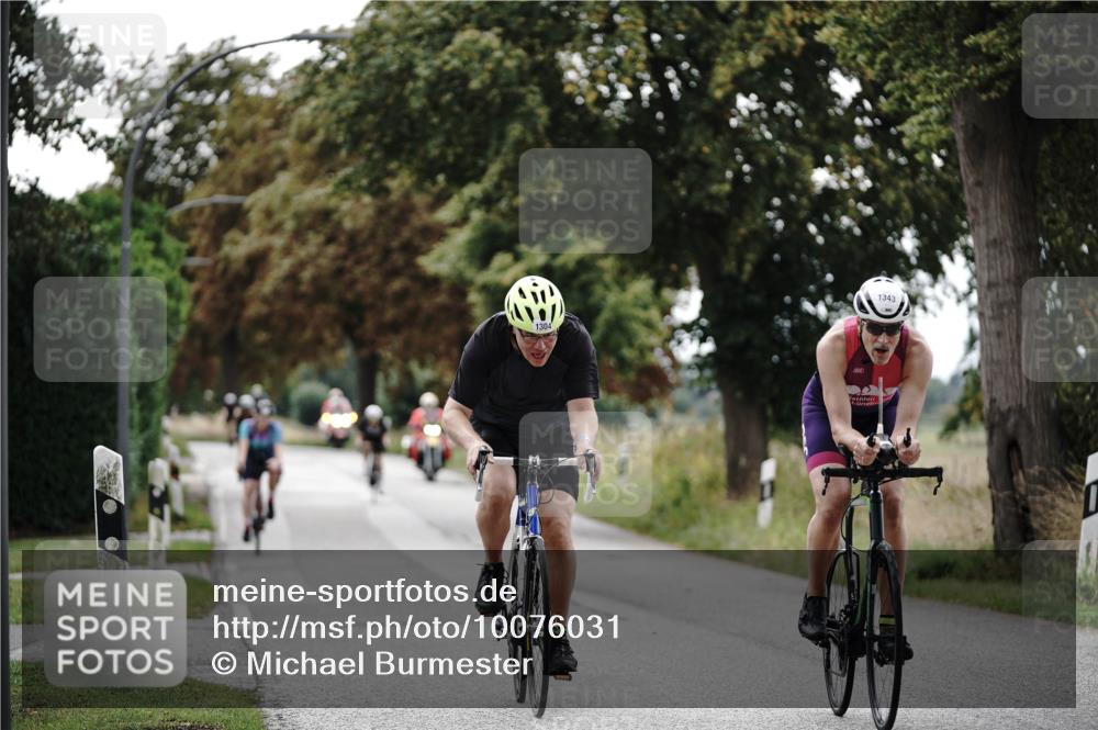 30.08.2026 - Elbe Triathlon Hamburg Michael Burmester http://msf.ph/oto/10076031 30.08.2026 11:13:26 Radfahren 1304, 1343, 1513, 1529, 1575, 1583 meine-sportfotos.de