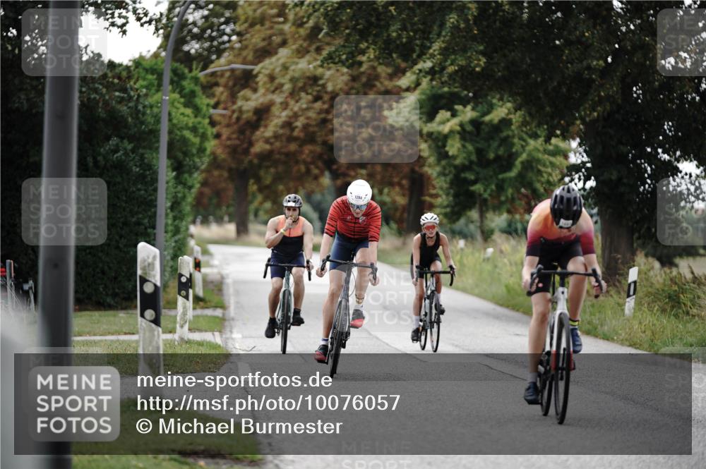 30.08.2026 - Elbe Triathlon Hamburg Michael Burmester http://msf.ph/oto/10076057 30.08.2026 11:13:49 Radfahren 1171, 1284, 1493, 1577 meine-sportfotos.de