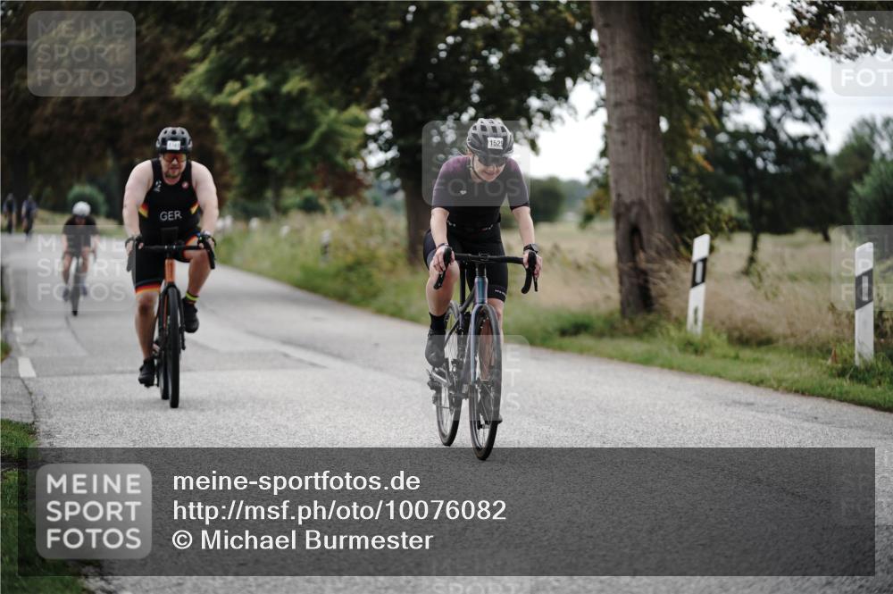 30.08.2026 - Elbe Triathlon Hamburg Michael Burmester http://msf.ph/oto/10076082 30.08.2026 11:14:19 Radfahren 1181, 1525, 1579 meine-sportfotos.de