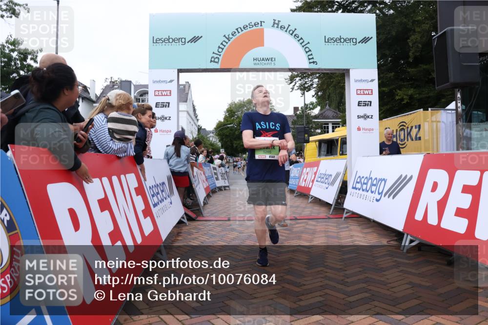 30.08.2026 - Blankeneser Heldenlauf Lena Gebhardt http://msf.ph/oto/10076084 30.08.2026 10:29:06 Ziel 5120, 5276, 5285, 5600, 5601, 5696, 5847 meine-sportfotos.de