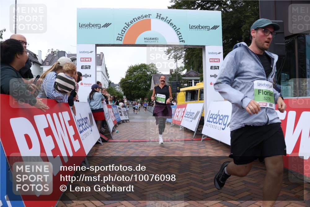 30.08.2026 - Blankeneser Heldenlauf Lena Gebhardt http://msf.ph/oto/10076098 30.08.2026 10:29:08 Ziel 5120, 5276, 5285, 5600, 5601, 5696, 5847 meine-sportfotos.de